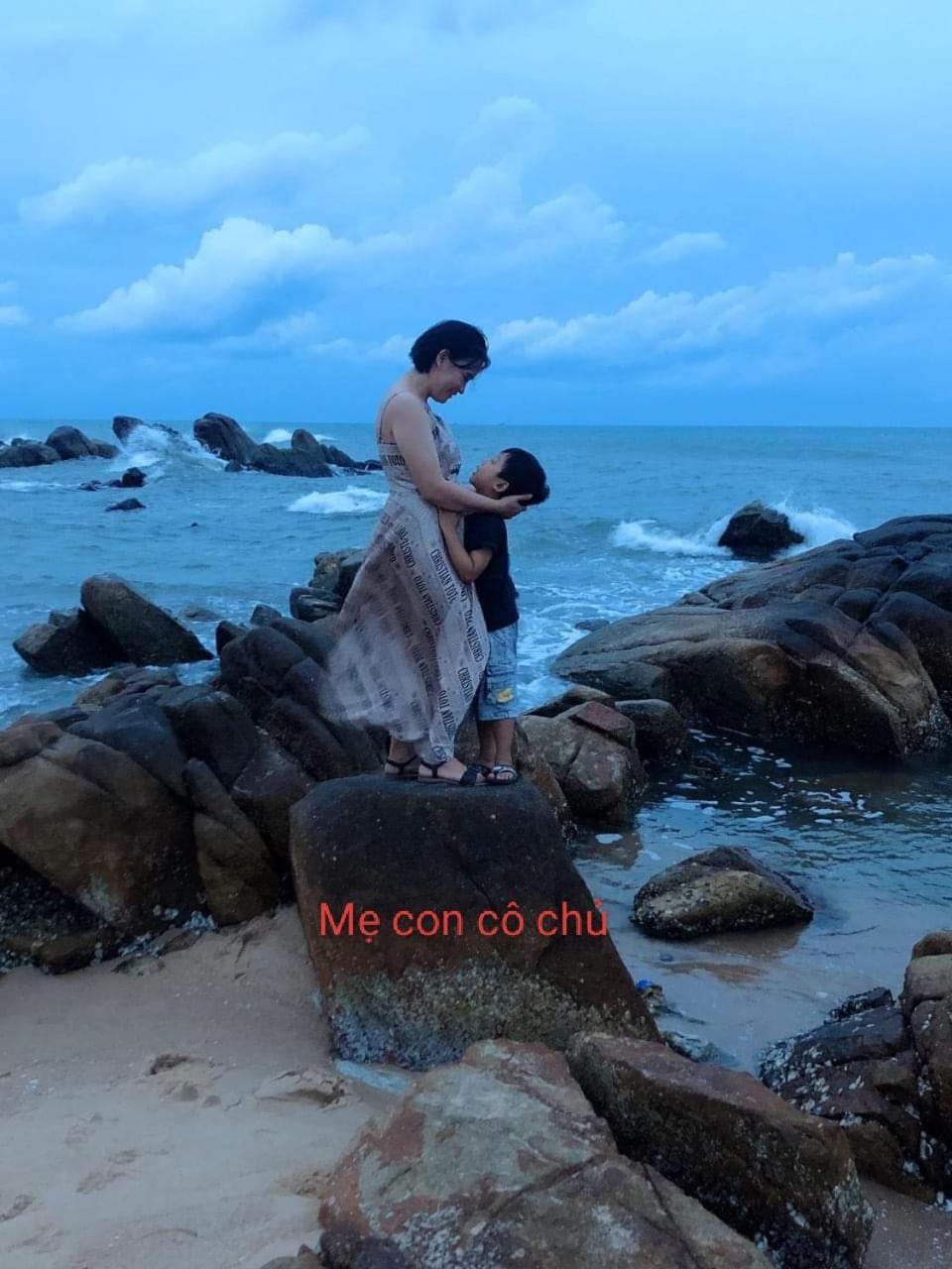 Hotel Nha Nghi Hoa Muoi Gio Tan Tao Exteriér fotografie